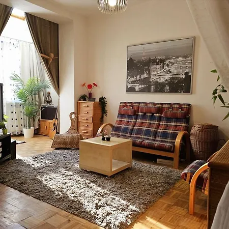 Big Spacious Family House Soustalova Street By Hifiklubbrno * Brünn (Brno)