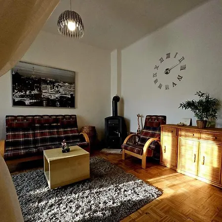 Big Spacious Family House Soustalova Street By Hifiklubbrno * Brünn (Brno)